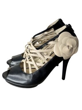 SHOE DAZZLE New Dereon Rose Strappy Sandal Bootie High Heel Zipper Platform 8